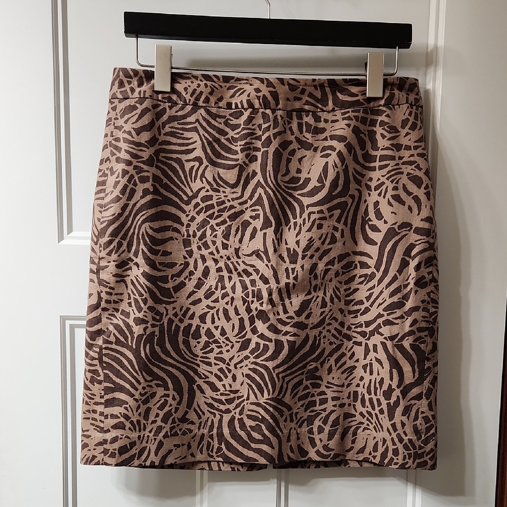 NWOT Banana Republic Patterned Skirt - 6